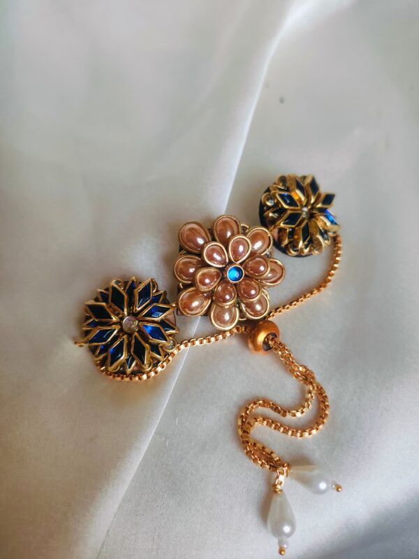 kundan adjustable bracelet